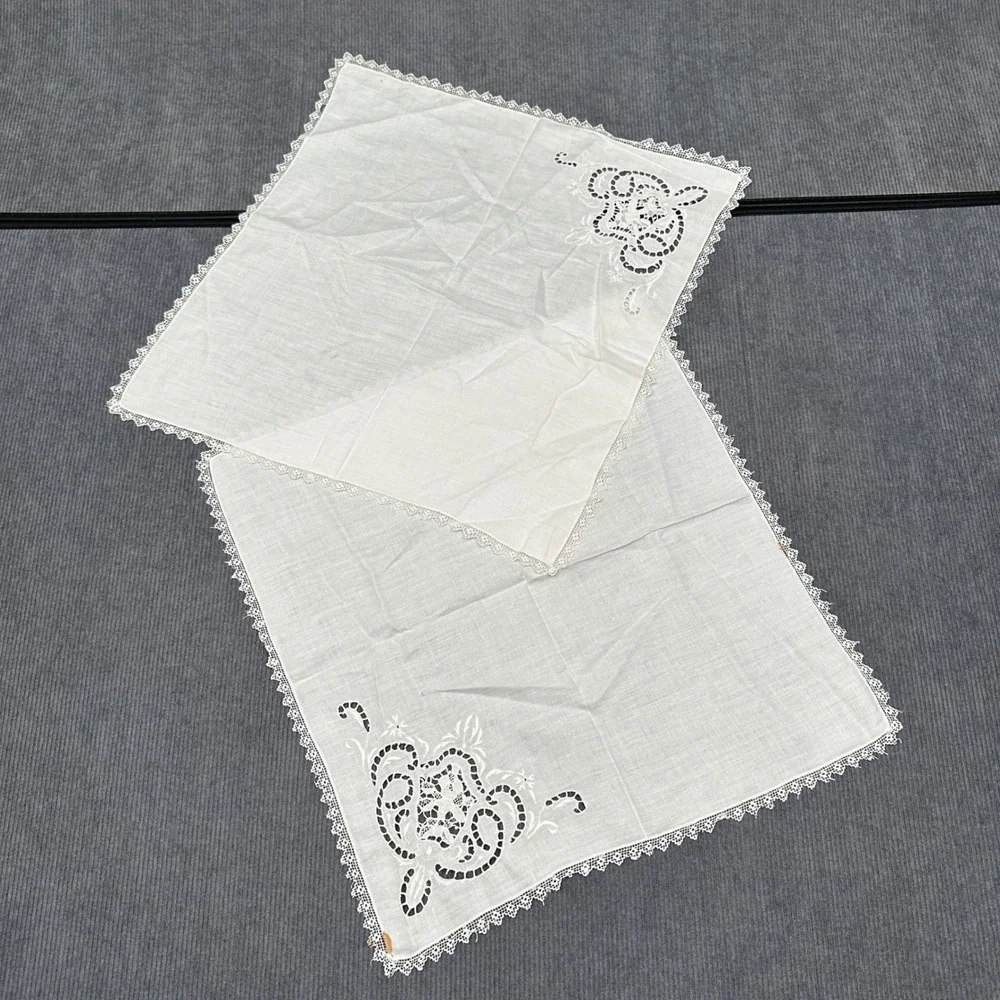 Vintage White Lace Trim Napkins Cutwork Embroidery Square Linens Set of 2 16x16